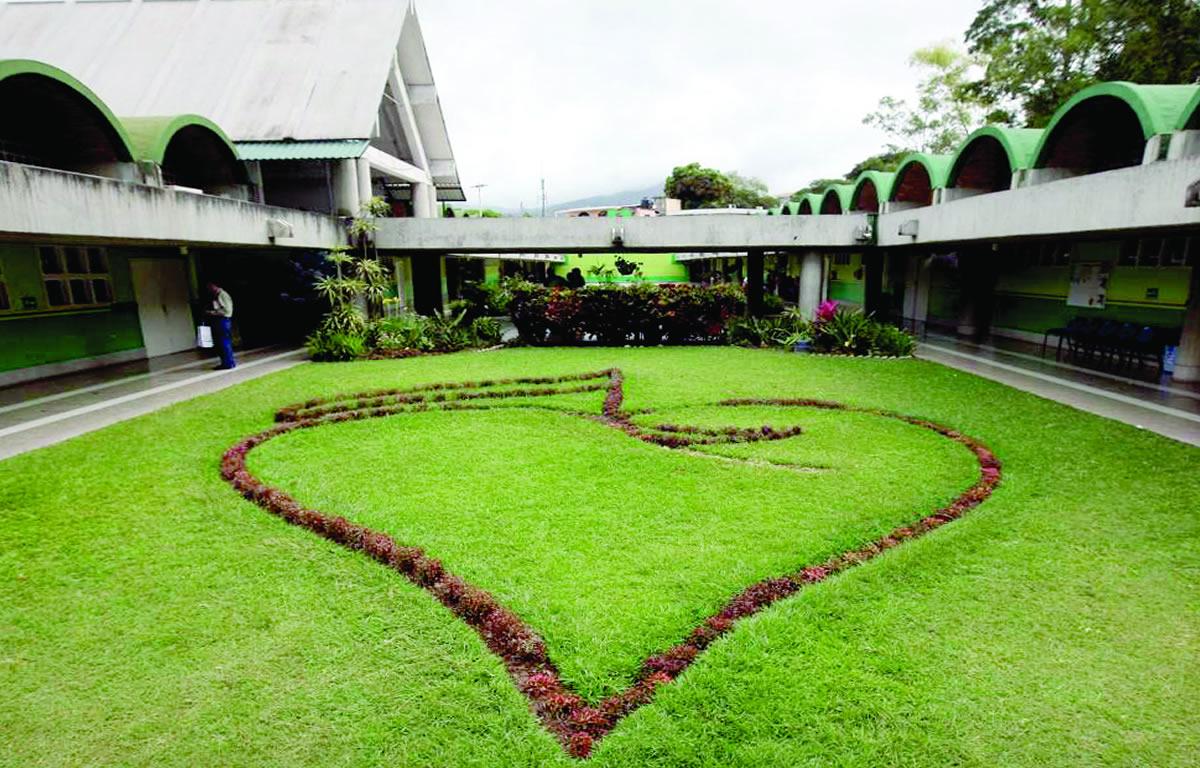 Donativos se realizan en instituciones bancarias y son entregados en el evento.