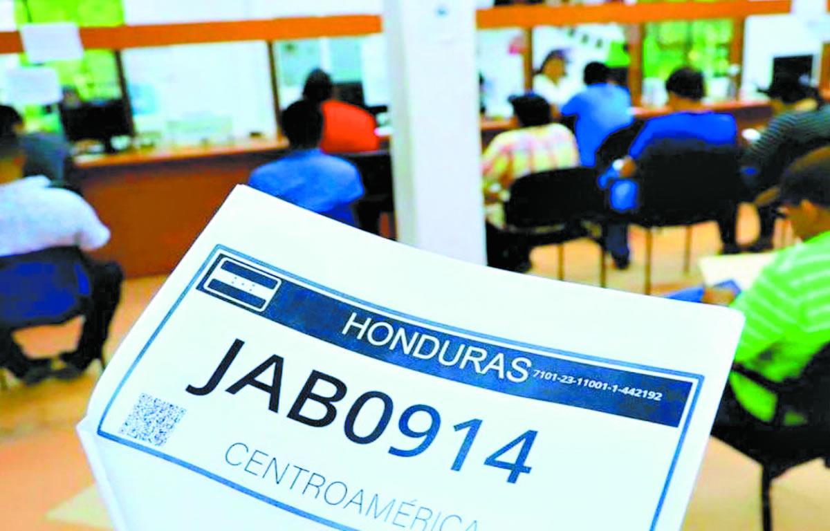 El IP inicia proceso de licitación para comprar placas