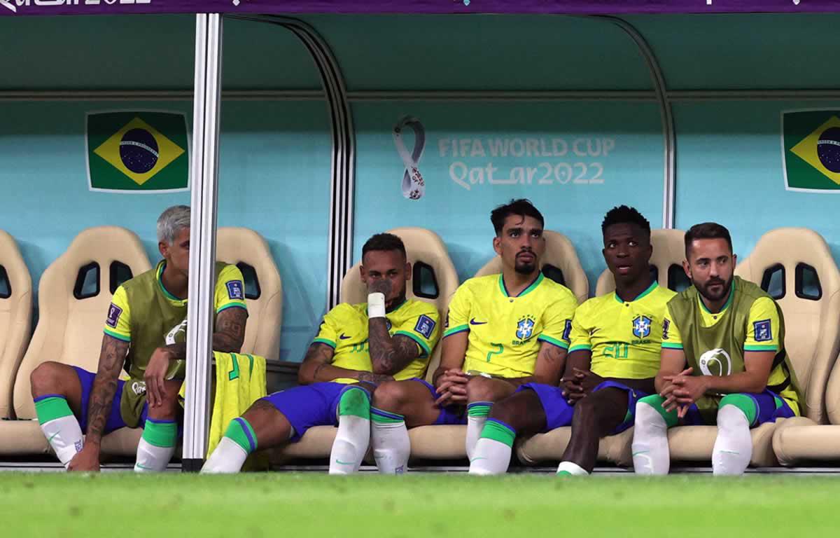 Neymar y otro más: Brasil pierde dos titulares en fase de grupos