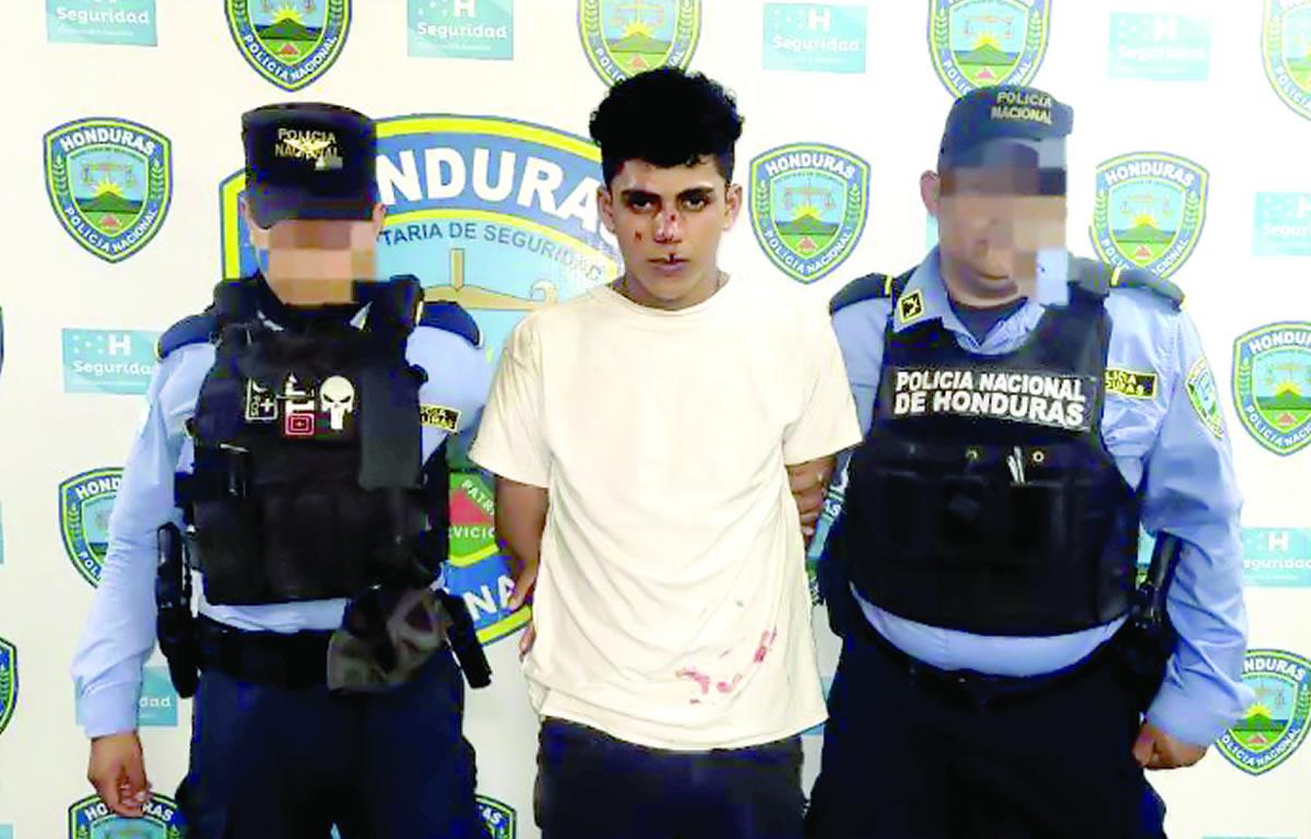 Cae luego de asaltar y herir a chofer de bus en barrio Medina