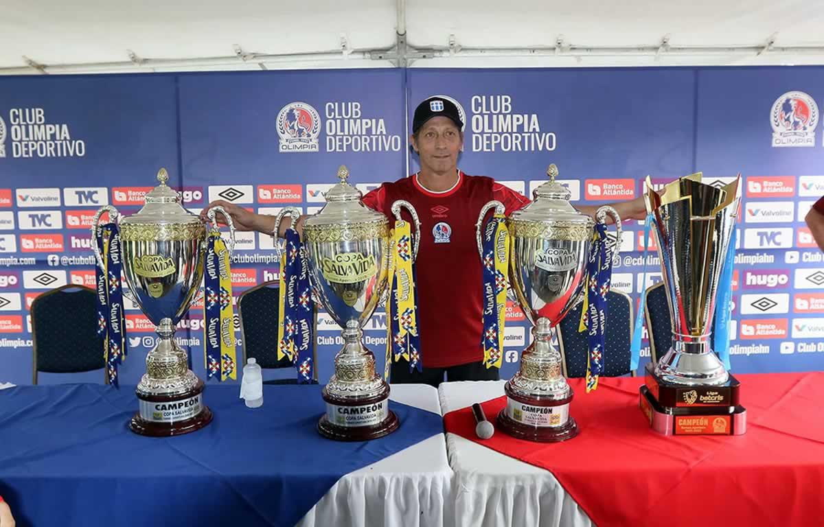 Pedro Troglio, entrenador de finales con el Olimpia