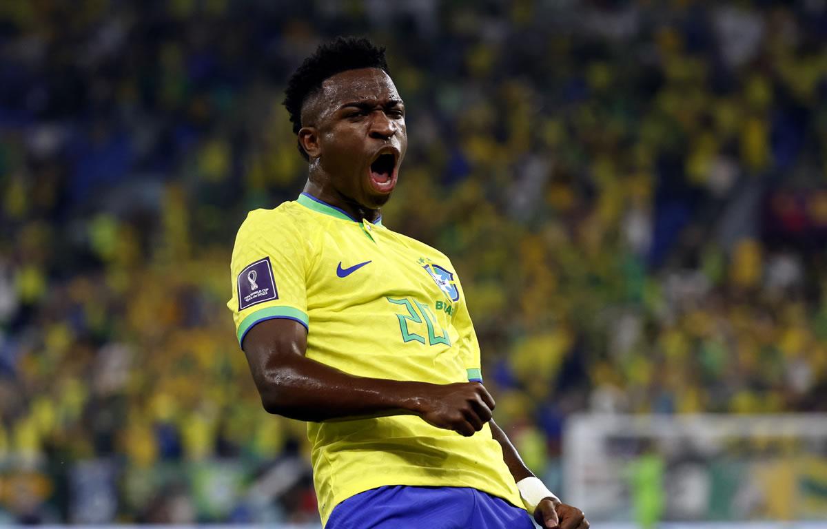 ¡Golazo! Vinicius marcó su primer gol en un Mundial con Brasil