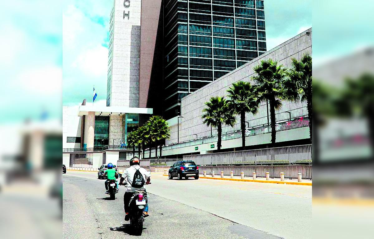 Solo Nicaragua y Honduras controlan mercado de divisas