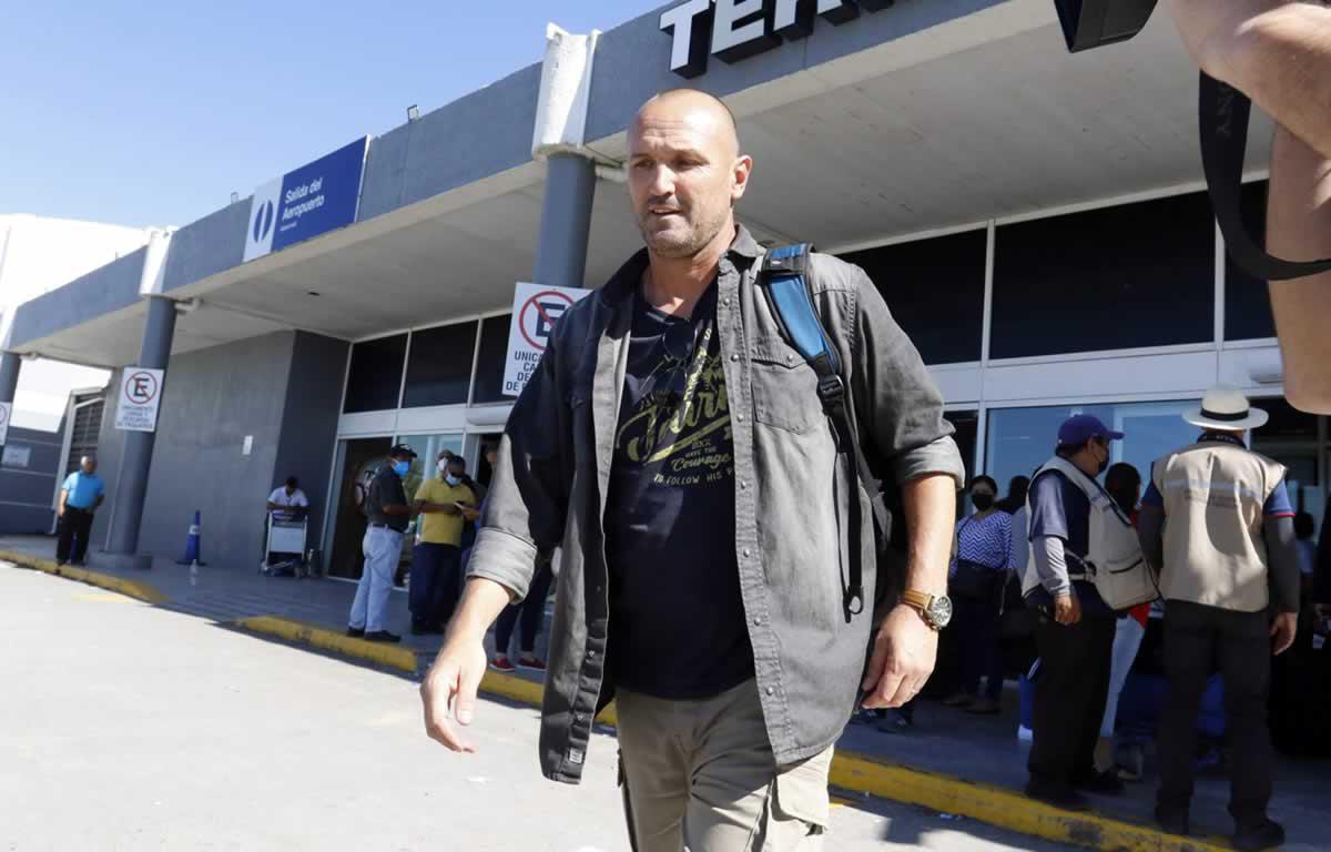 ‘Palomo‘ Rodríguez ya está en Honduras para dirigir al Real España