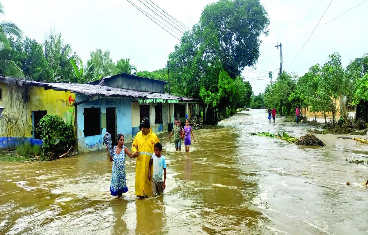 Frente frío afecta zonas del norte y pronostican 48 horas más de lluvias