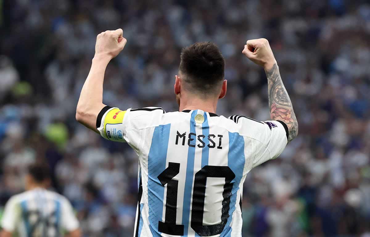 Messi, máximo goleador argentino en Mundiales con polémico penal