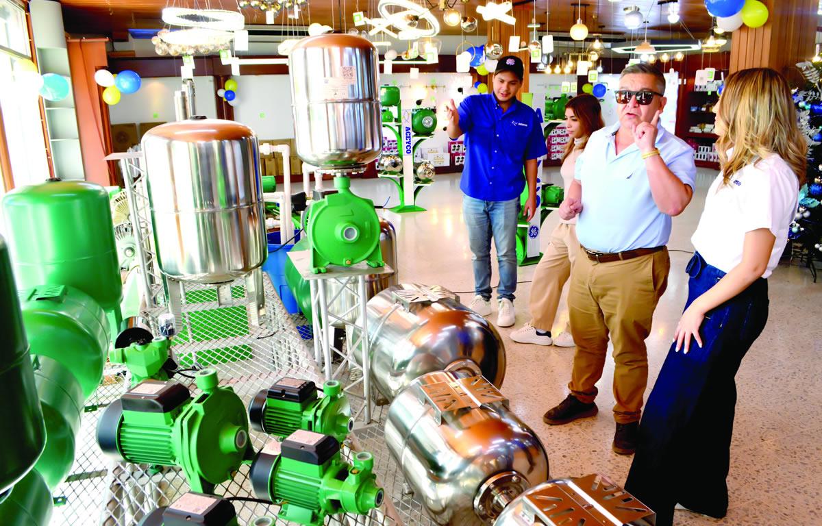 <b>La empresa no solo le facilita la venta de bombas, también lo apoya en la instalación y funcionamiento. </b>