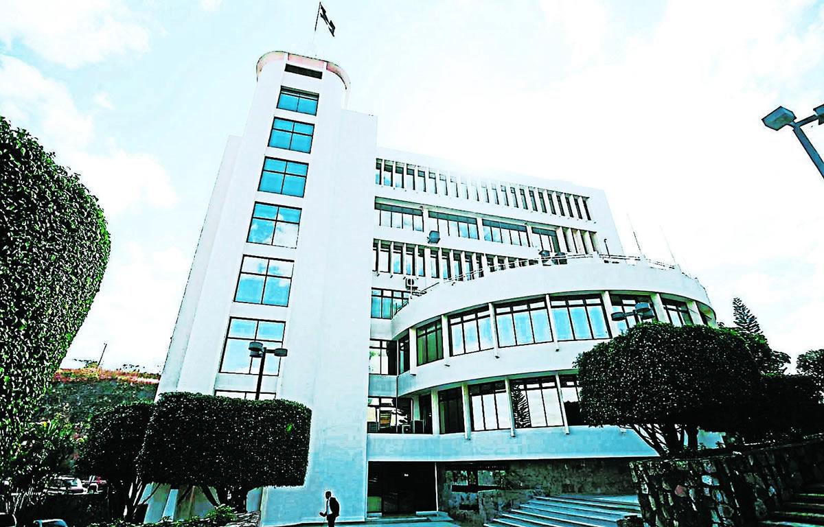 Políticos y analistas exhortan al Gobierno escuchar advertencias