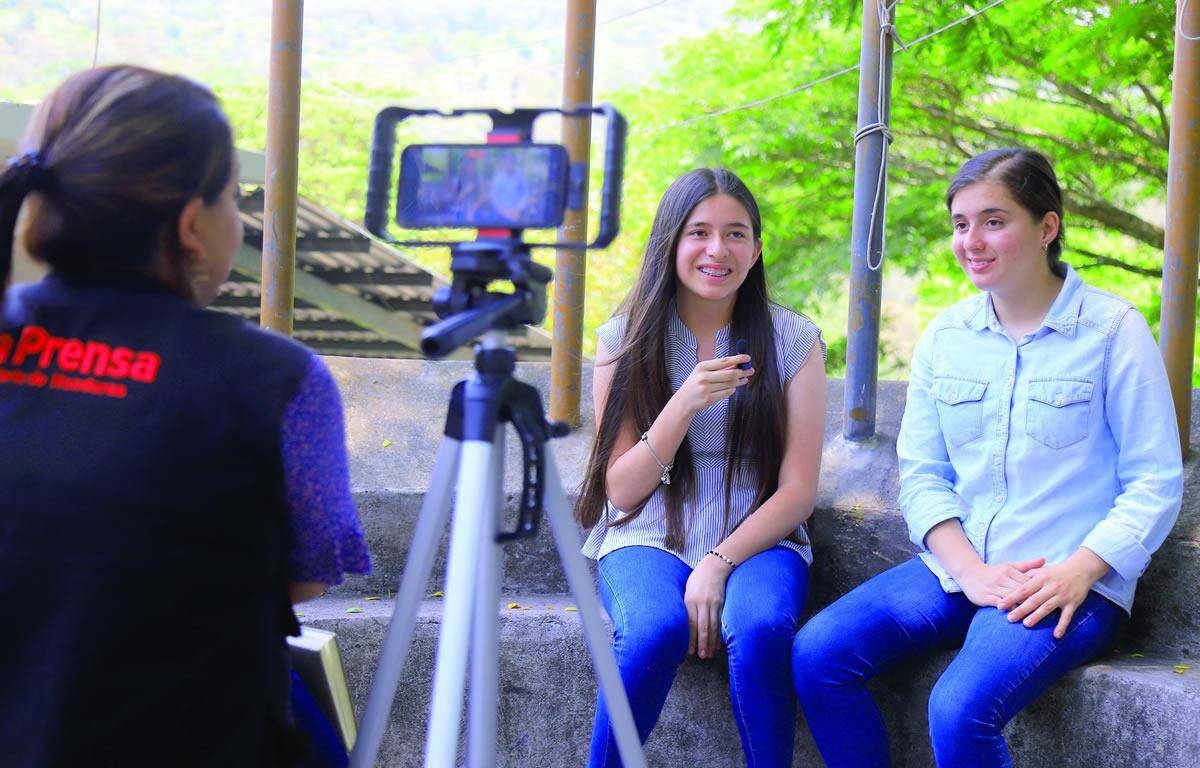 $!Las trillizas Diana y Dulce contaron la cronología de sus logros al equipo de LA PRENSA Premium.