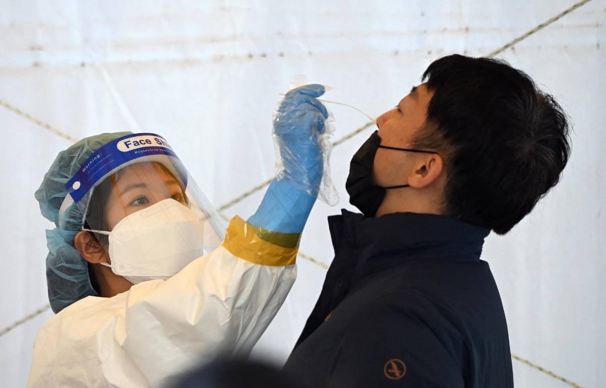 La OMS advierte que variante ómicron se expande a un ritmo nunca visto antes