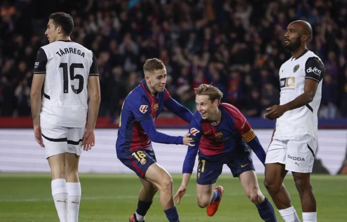 Frenkie De Jong se encargó de abrir el marcador en el 7-1 del Barcelona ante Valencia.