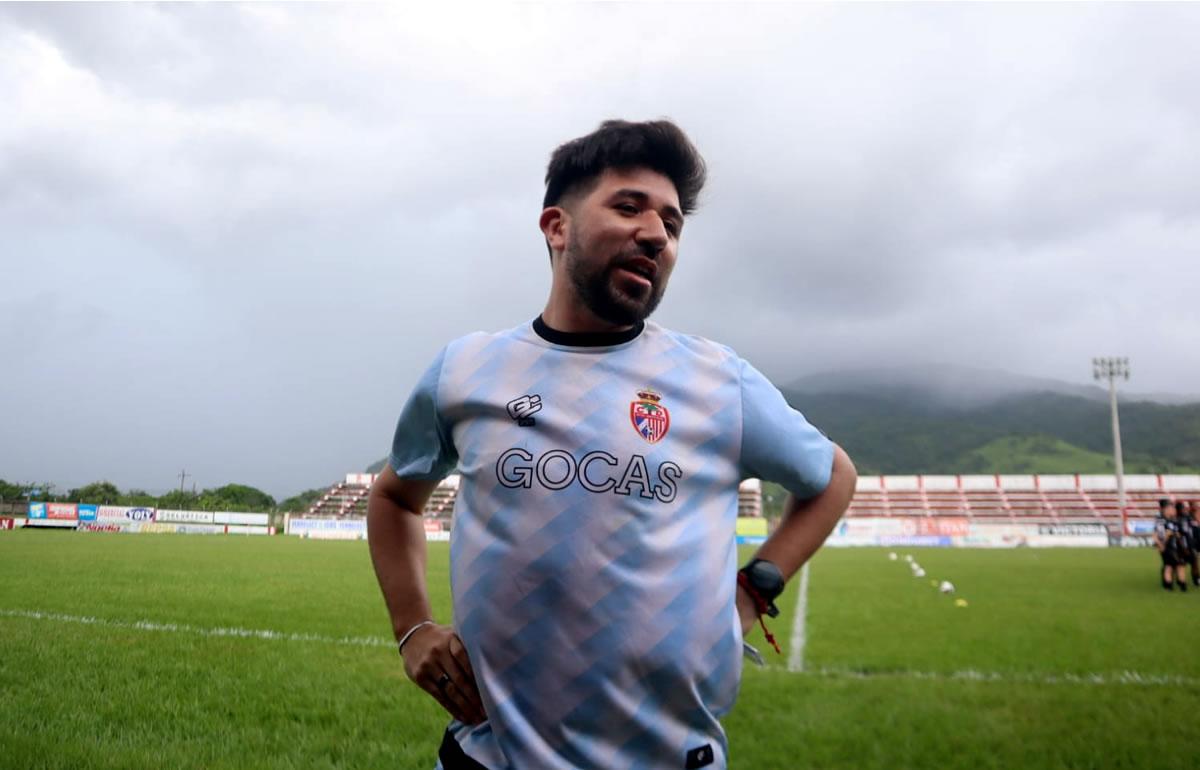 Eric Vargas: “Me toca pagar el precio por ser hijo de Héctor Vargas”