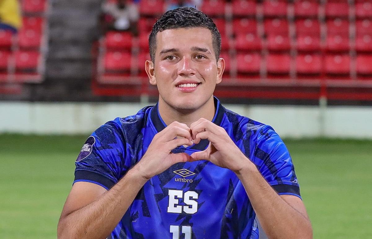 Styven Vásquez marcó el primer gol del partido para El Salvador.