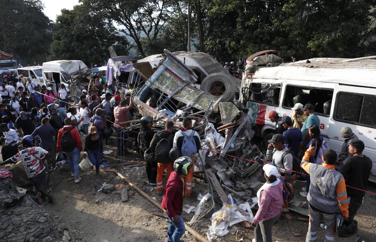 Desgarrador: al menos 19 muertos tras ataques con explosivos en el sur de Colombia