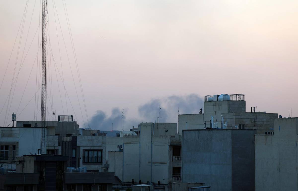 Miles huyen de Teherán tras advertencia de Trump