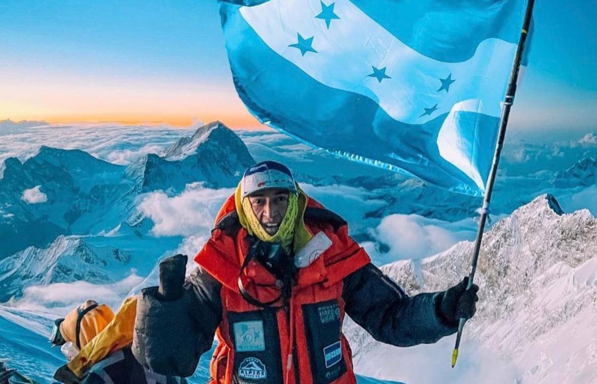 Exclusiva con Ronald Quintero tras llegar a la cima del Monte Everest: “Sobrevivimos por medio de oxígeno artificial”