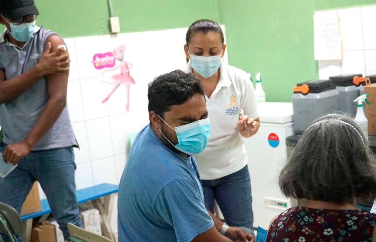 Cortés reporta baja cobertura en vacunación contra la influenza