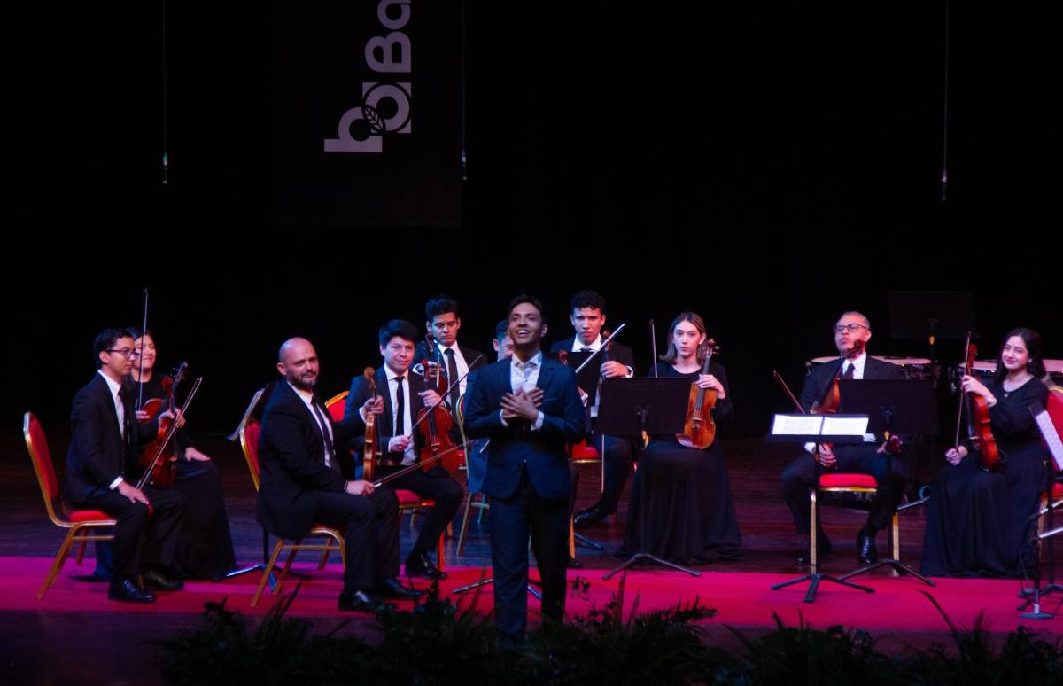 Dennis Orellana destaca con la Orquesta Filarmónica de SPS