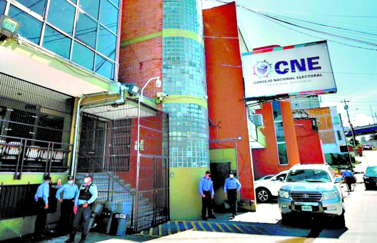 Nuevas autoridades del CNE deberán hacer la contratación del Trep