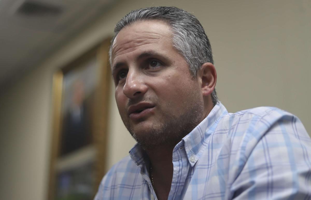 El presidente del Real España se hace responsable por la crisis que ha vivido su equipo.