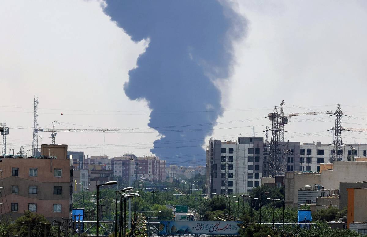 Miles huyen de Teherán tras advertencia de Trump