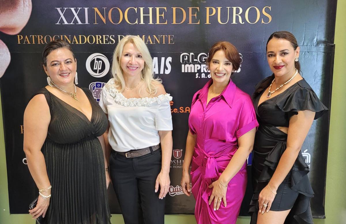 Karina Peña, Martha Flores, Ana Elba Machado y Maryory Murillo