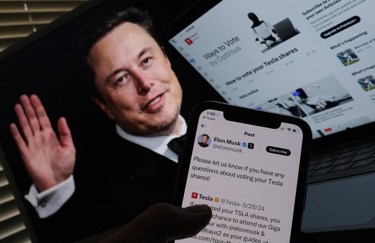 Musk compró Twitter, ahora X, para “defender” la libertad de expresión.