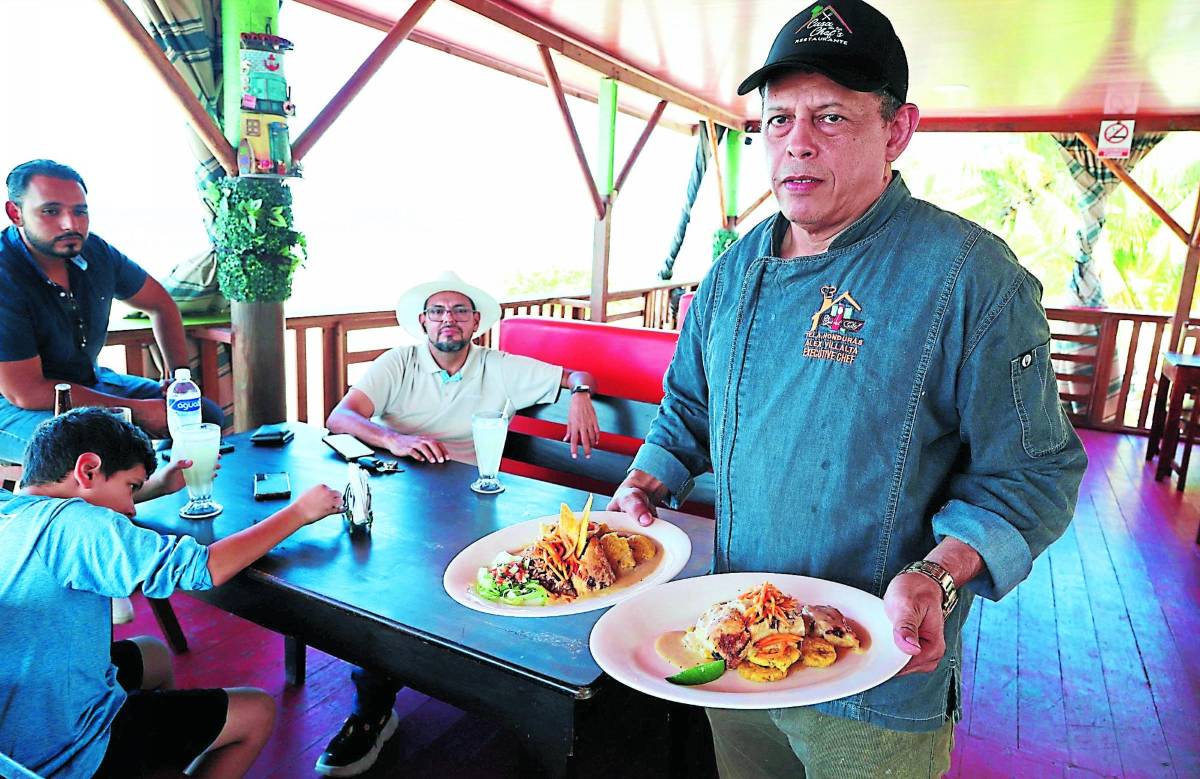 Desde ayer domingo, turistas nacionales y extranjeros se tomaron Tela para disfrutar de los diversos sitios turísticos que ofrece. Durante la Semana Morazánica la ciudad vibrará con música en vivo, turismo de aventura, gastronomía y más.