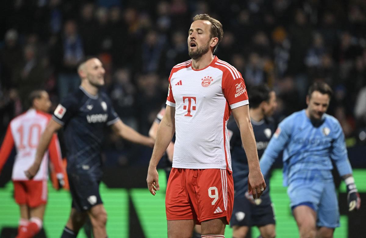 Harry Kane tiene el triste consuelo de consolidarse al frente de la tabla de goleadores del torneo, ahora con 25 dianas, siete más que el segundo, el guineano del Stuttgart Serhou Guirassy.