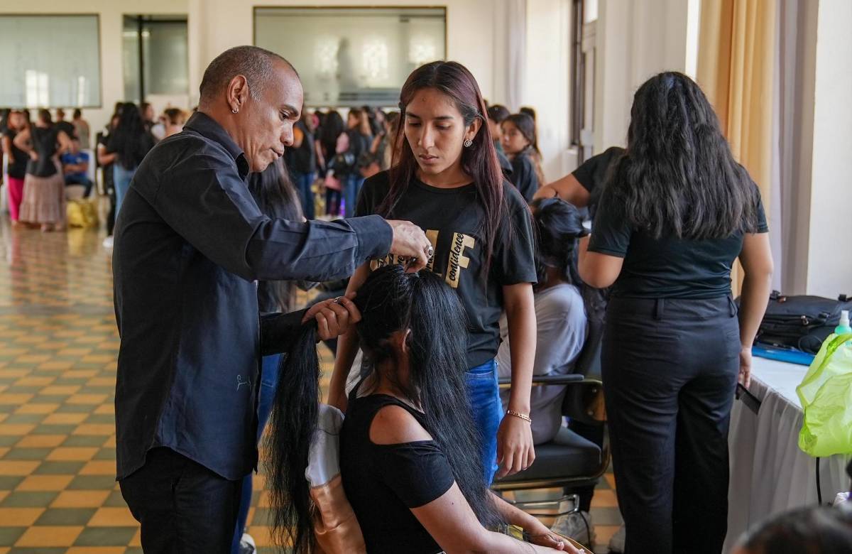 “Me siento como una princesa”, parejas se preparan para las Bodas de Caná