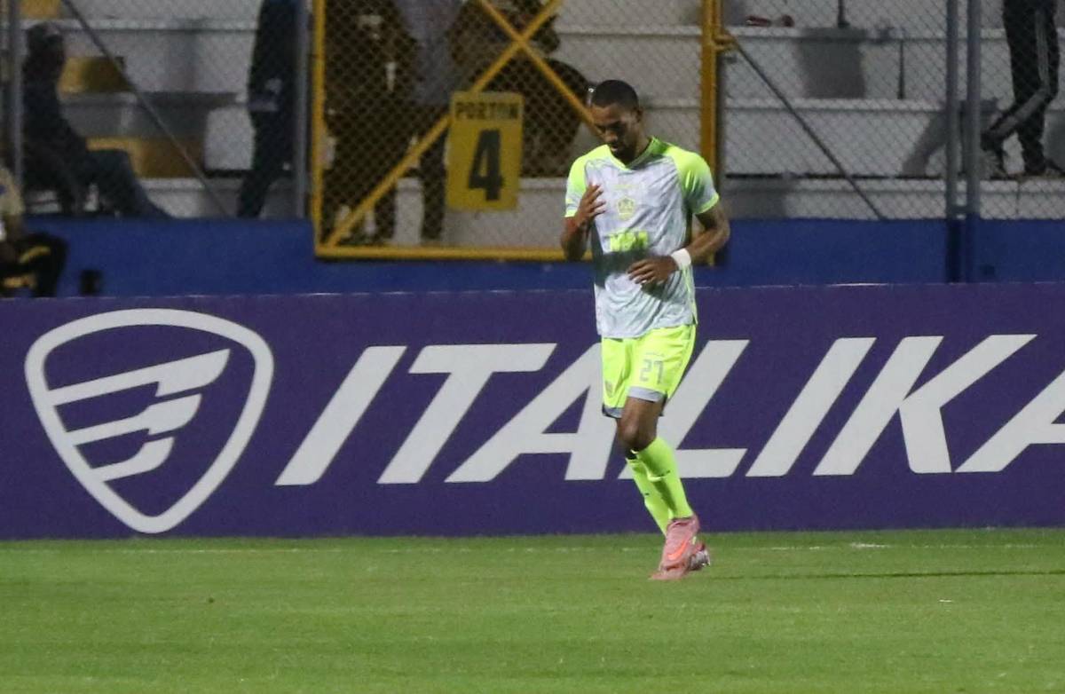 Emilio sorprende con Virginia en el Nacional, fiesta de Motagua y bellezas