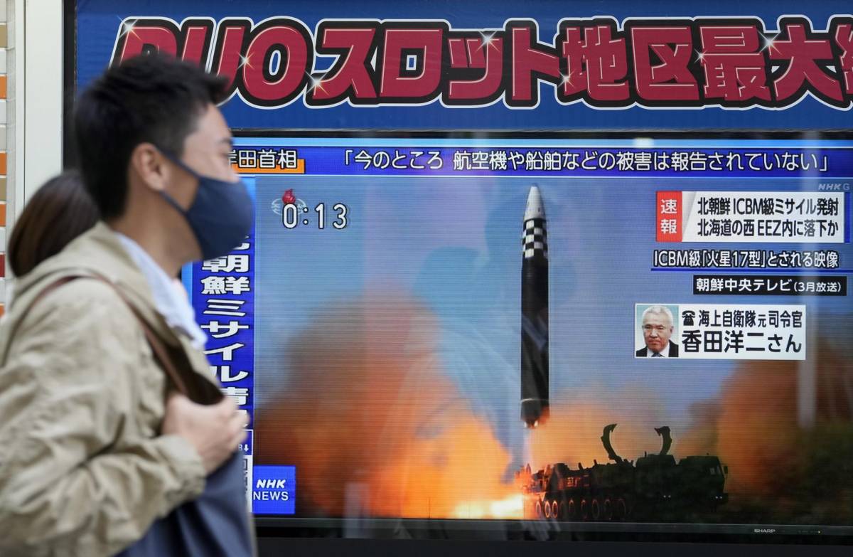 Corea del Norte: Kim Jong Un ordena lanzamiento de misil intercontinental