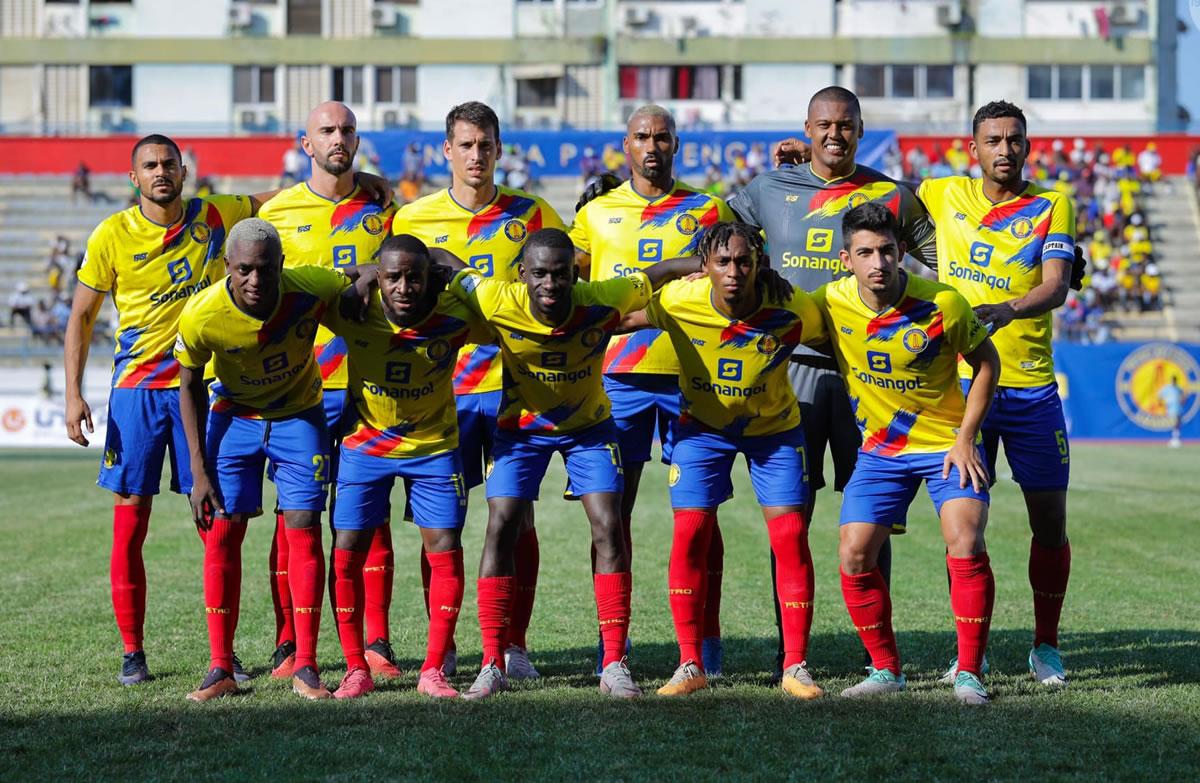 Jonathan Rubio ha jugado de titular los tres partidos que van de la temporada en la Liga de Angola.