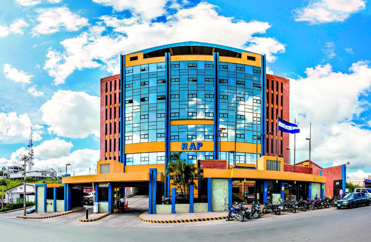 A 300,000 afiliados beneficiará reactivación del fondo laboral