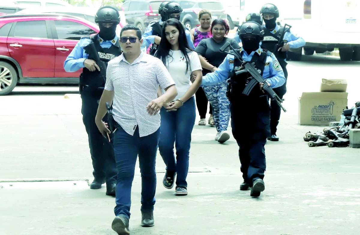 Médico contrata “coyote” y mujeres lo secuestran en SPS