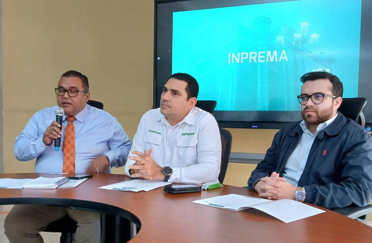 Autoridades del Inprema.