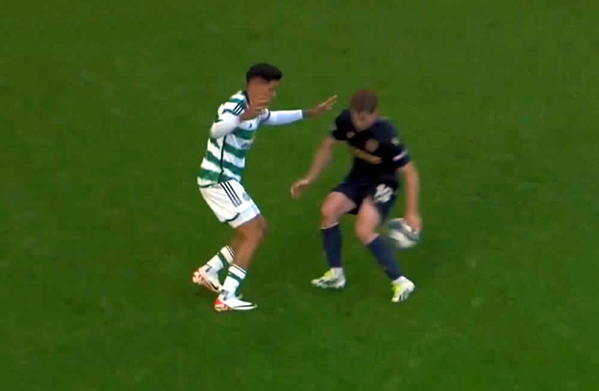 Así fue el caño que le hizo Luis Palma a un rival.