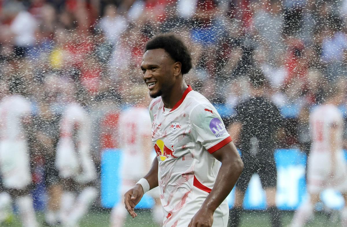 Louis Openda fue el verdugo del Bayer Leverkusen con su doblete para la remontada del RB Leipzig.