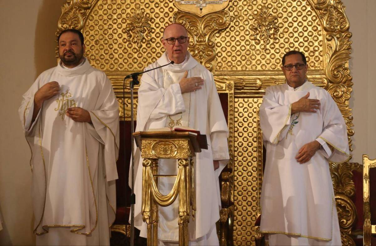 Jueves Santo: fieles recrean el gesto de humildad de Jesús en el lavatorio de los pies