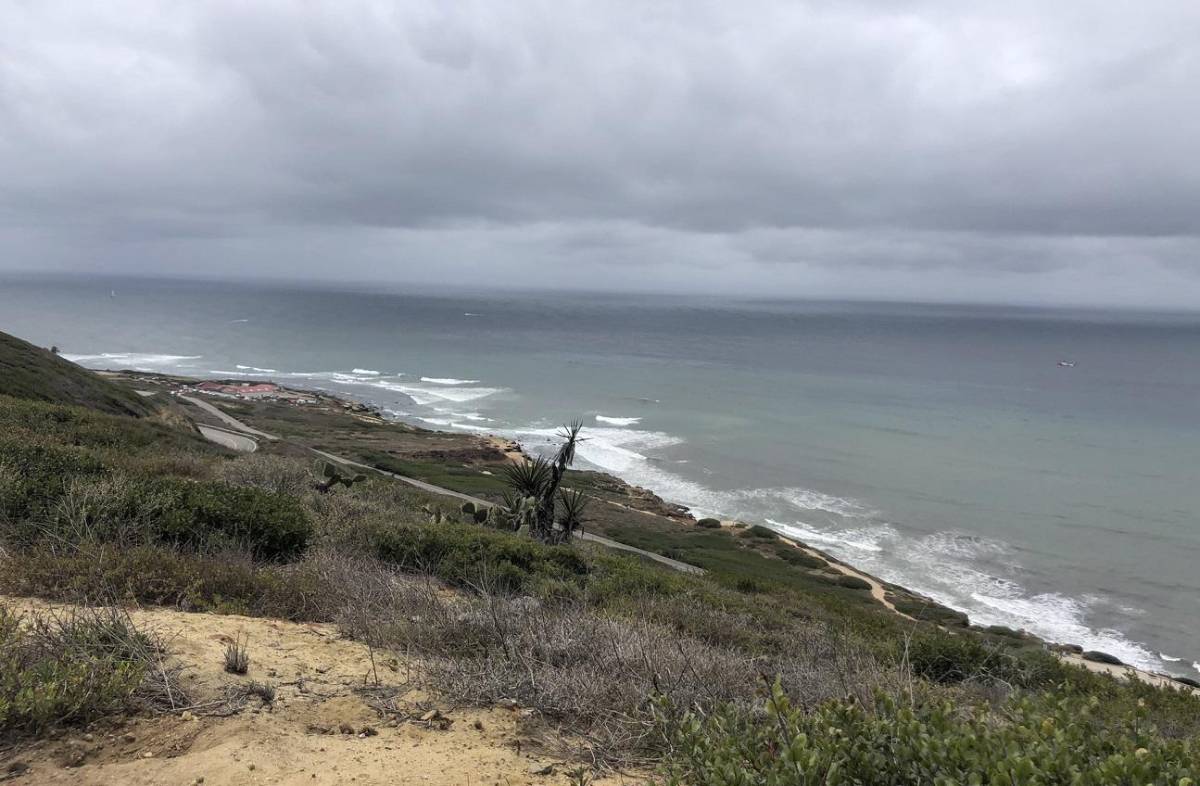 Al menos 8 muertos en naufragio de dos botes con migrantes en costa de California