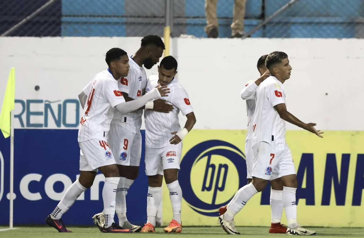 Olimpia azota a la UPN y vuelve a ganar después de 48 días por la malaria