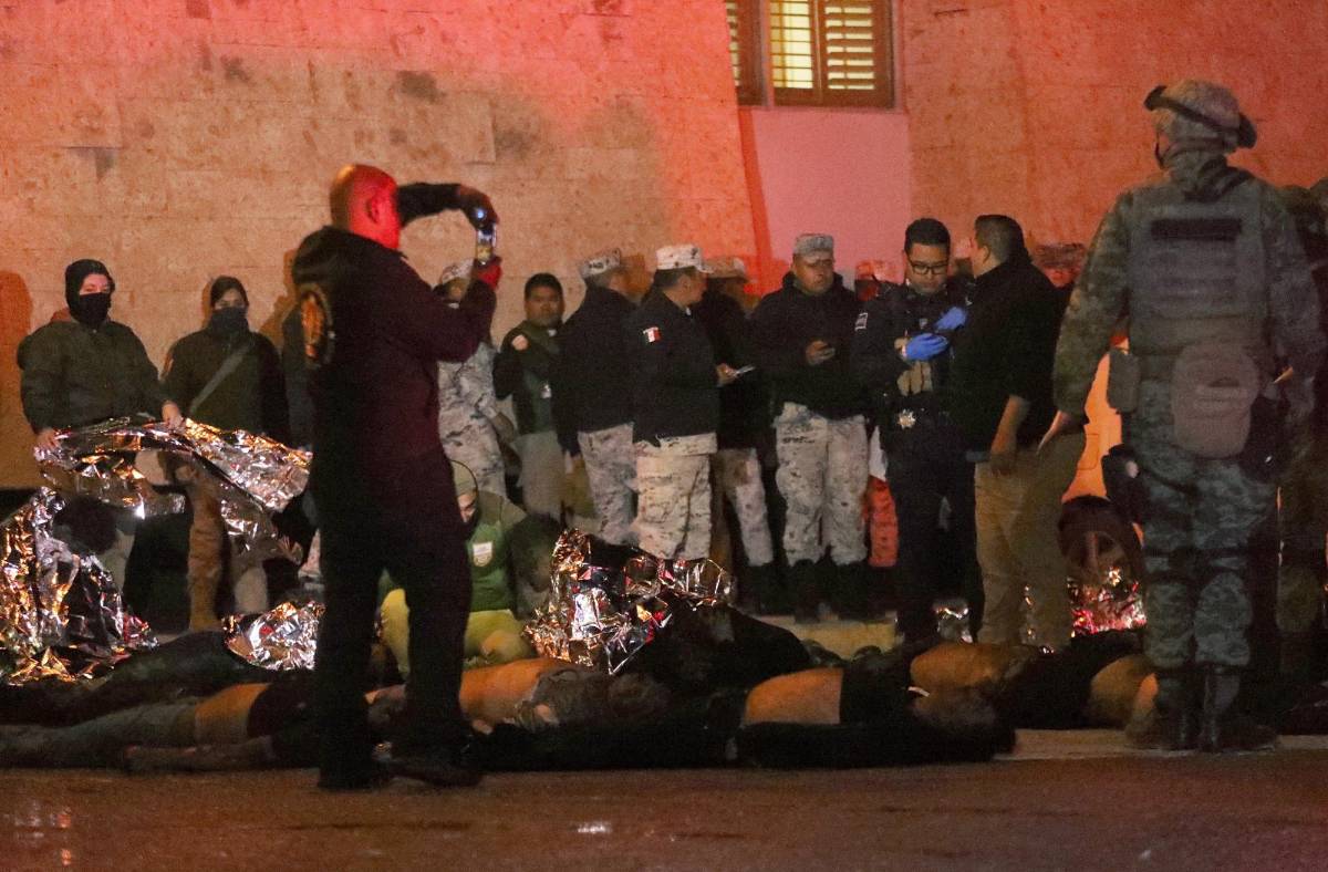 Suben a 40 los migrantes muertos por incendio en la frontera norte de México