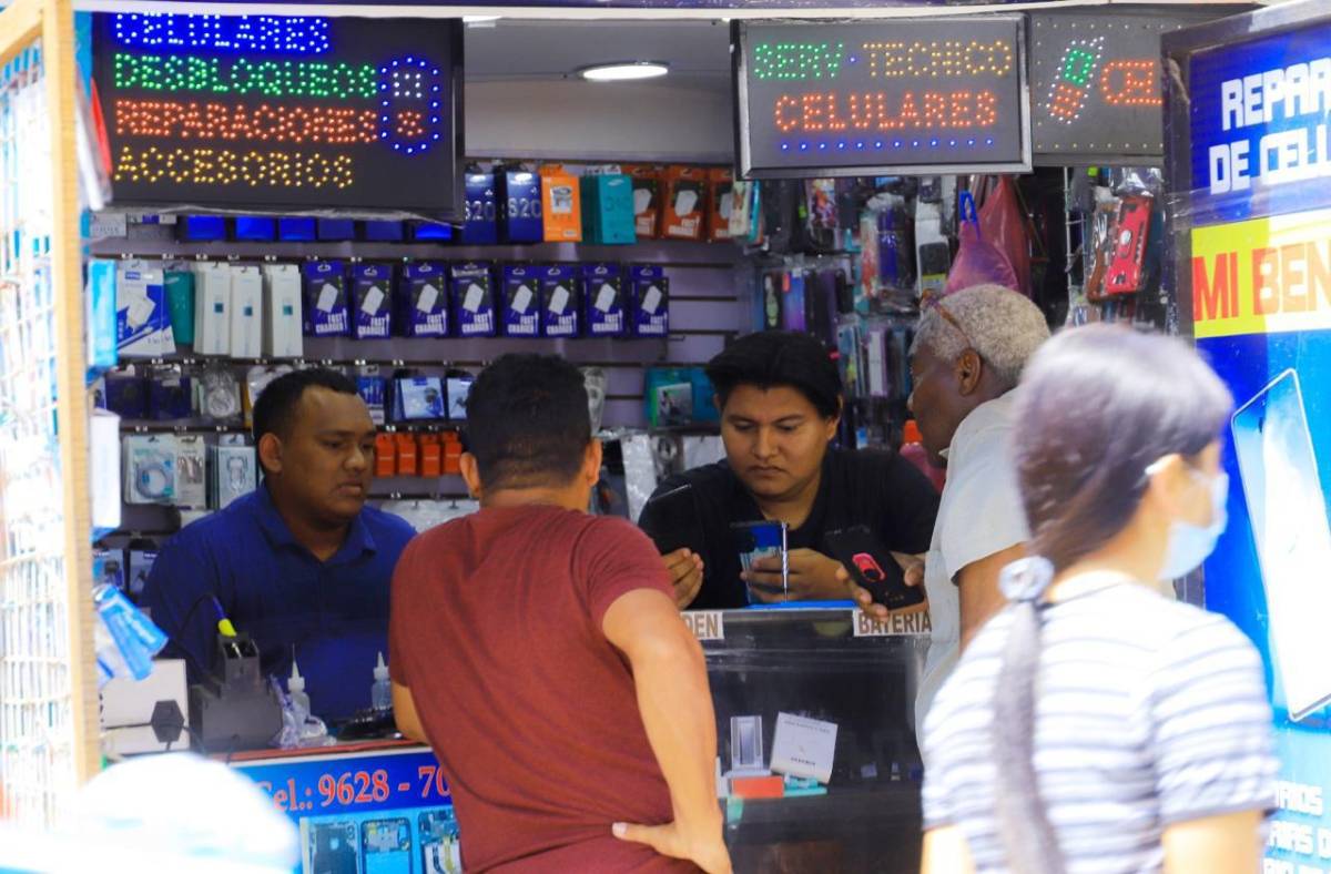 Algunos pequeños negocios se ven obligados a recurrir a prestamistas con altas tasas de intereses.