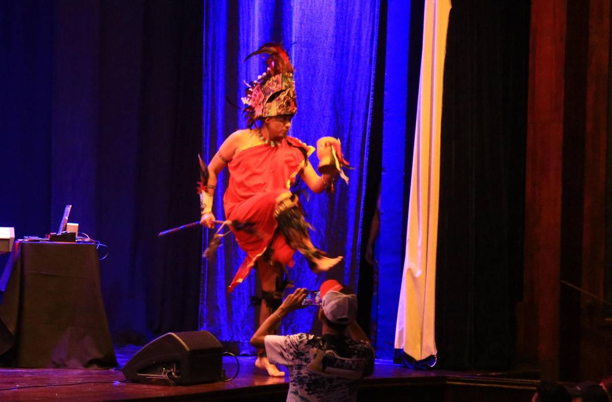 Manu Martínez y su orquesta brillan con su primer recital en San Pedro Sula