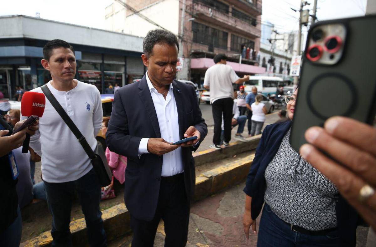 Diputados opositores sesionan en los bajos del Congreso Nacional