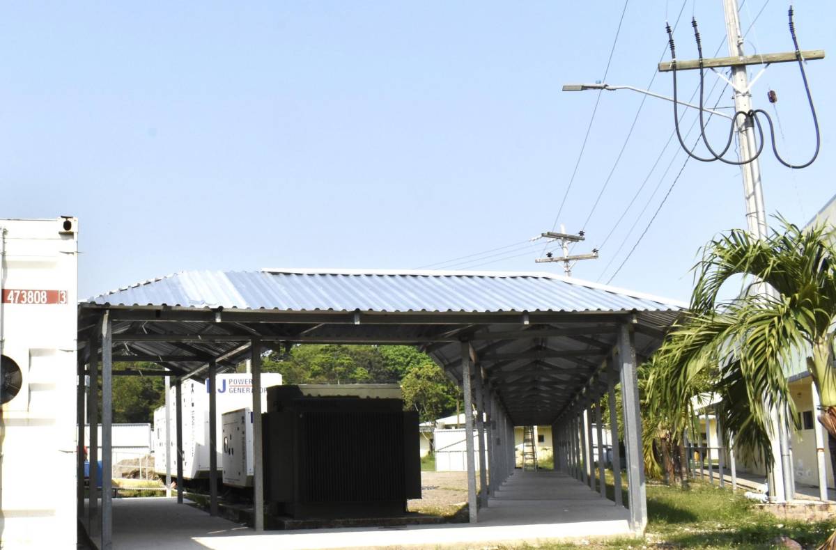 Por falta de uso se dañaron aires y generadores del hospital móvil en La Ceiba
