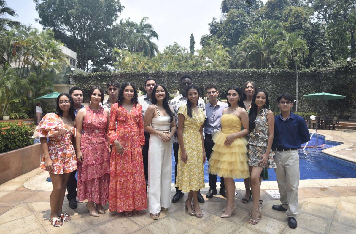 Un delicioso desayuno lleno de compañerismo disfrutaron los senior de la Villasturias