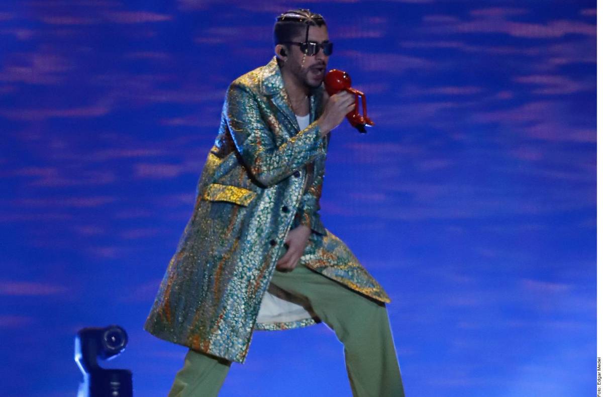 Ticketmaster se disculpa por boletos falsos en concierto de Bad Bunny