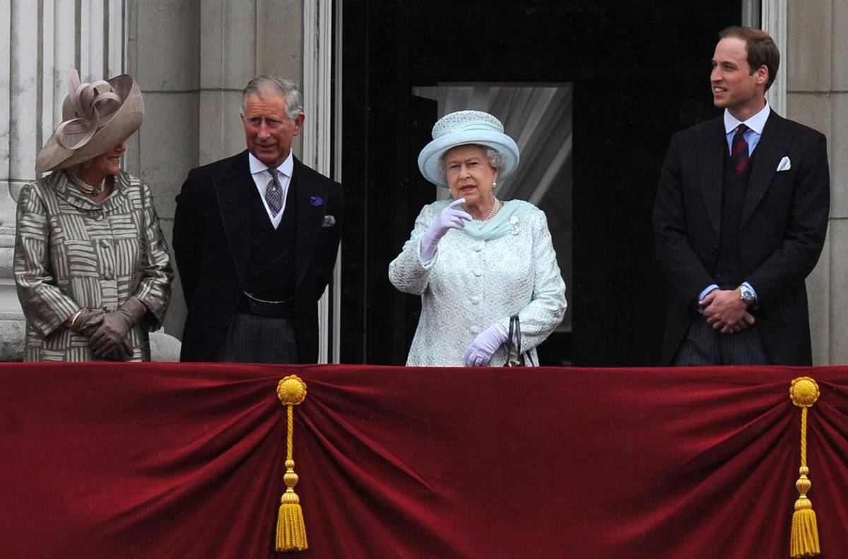 El príncipe Carlos y Camilla pasarán la Navidad con Isabel II