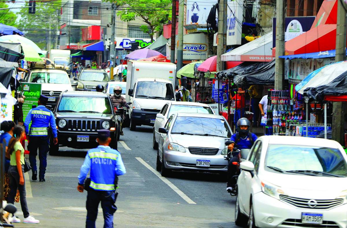 Las fuerzas de seguridad recuerdan a la ciudadanía denunciar cualquier delito al 911 y así poder darle seguimiento e investigar.
